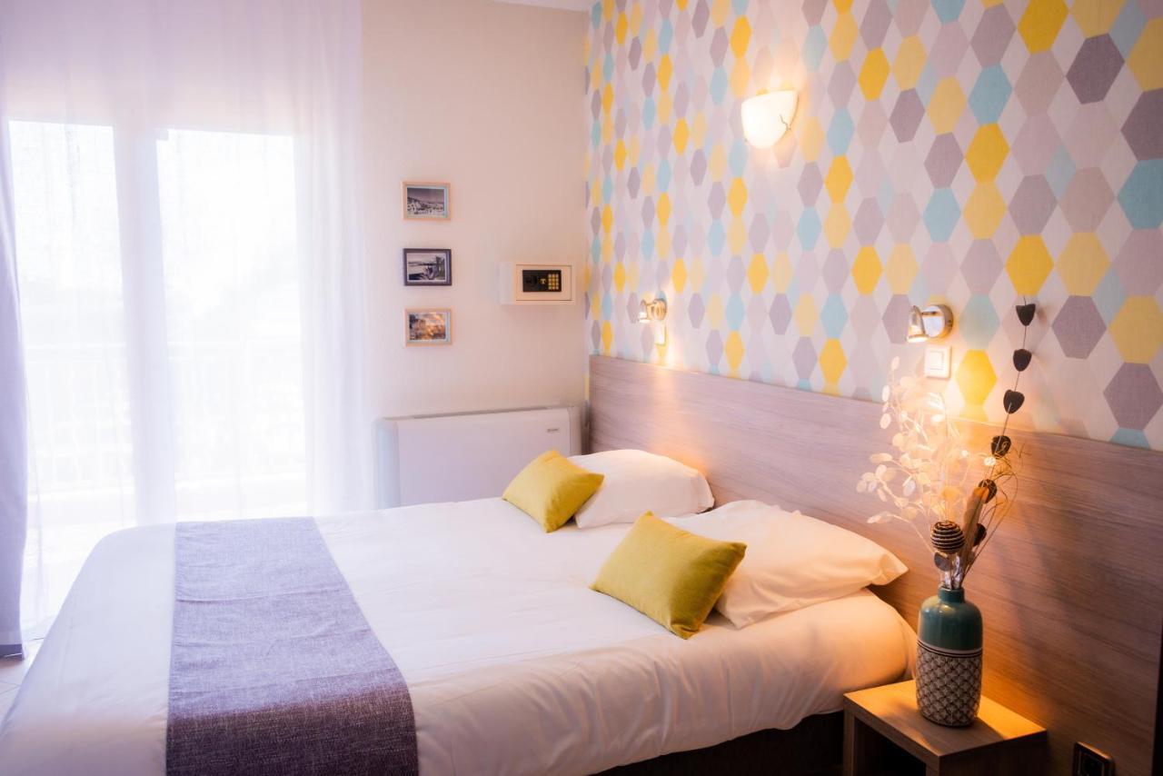 Hotel et Appartements Reine D'Azur Roquebrune-Cap-Martin Exterior foto